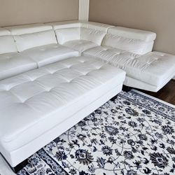 Contemporary White right chaise sectional