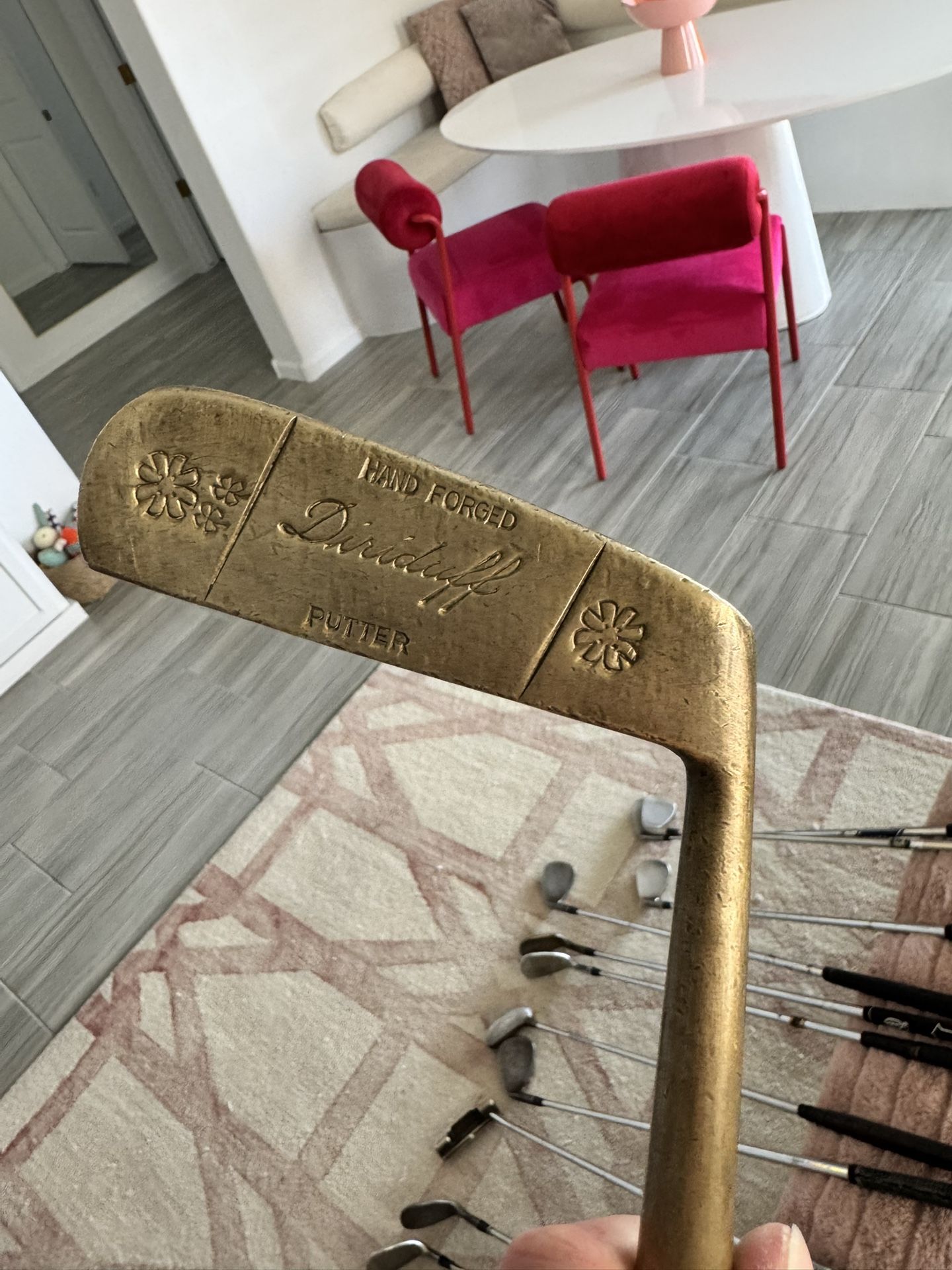 Diriduff Played Putter