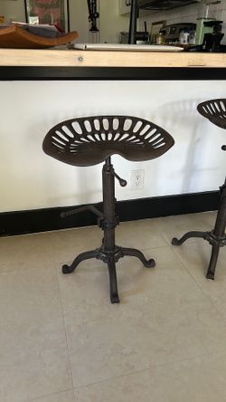 Tractor Seat Adjustable Bar Stools