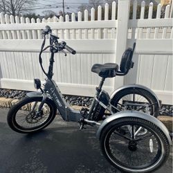 For Sale: Lectric XP Trike – Like New Condition  📍 Located in Freeport, NY 🚚 Delivery available for a small fee (once paid in full) 💲 Price: $800  