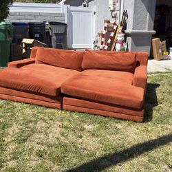 Lath Sofa 
