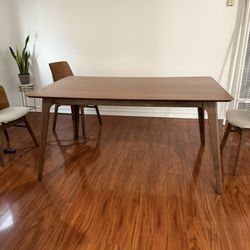 Dining Table & 3 chairs 