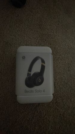 Beats Solo 4