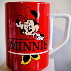 Disney Minnie Mug New 14 Oz