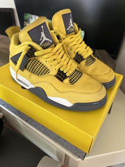 Air Jordan 4 Retro