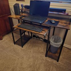 Computer Desk With Keyboard Tray