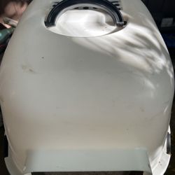 Pet litter box