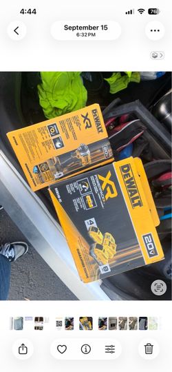SELLING DEWALT 20V MAX XR IMPACT // CHARGER and two batteries (8AH And 4AH)
