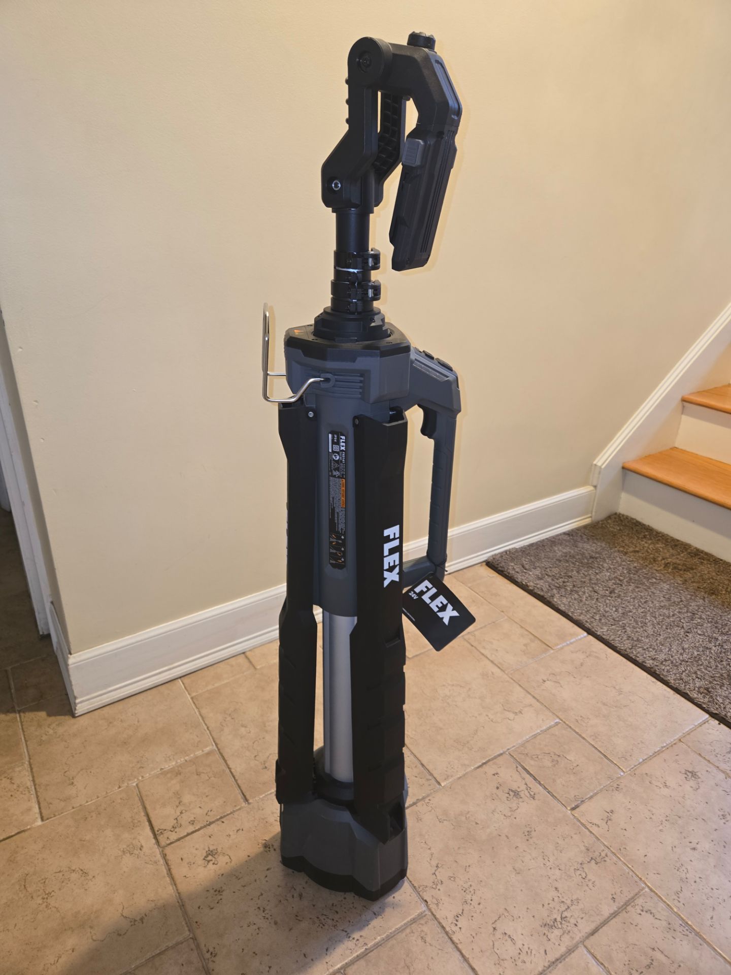 FLEX 4000-Lumen LED Battery-operated and Plug Rechargeable Stand Work