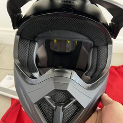 Bell Dirt Bike Helmet Size L New 