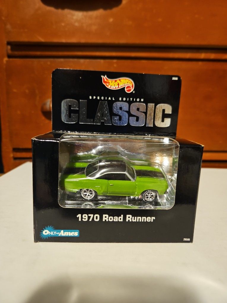 1999 Hot Wheels Classic 1970 Plymouth Roadrunner