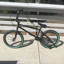 Fit Bike Co Box Bike 20”