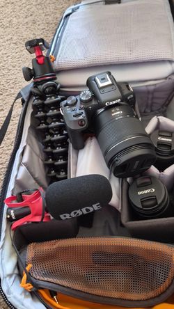 Canon EOS R10