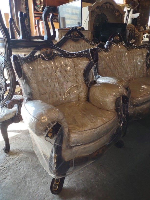 Three Piece Sofa Sets In Very Gray Condition