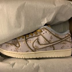Nike Dunks Brand New Authentic 