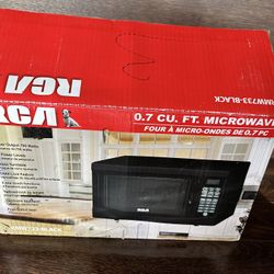 RCA RMW733-BLACK 0.7 Cu.ft. microwave