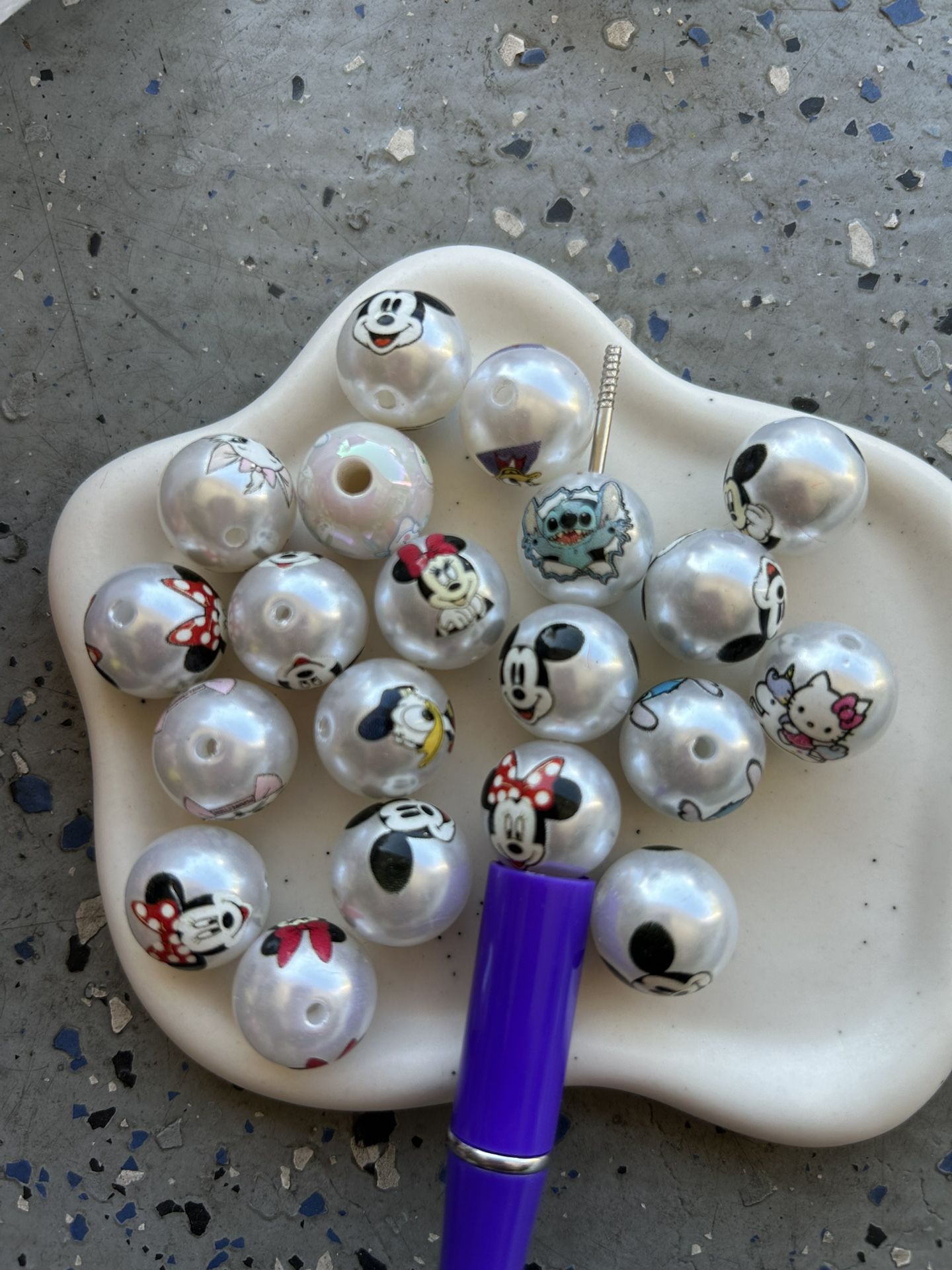 30pcs Disney Beads