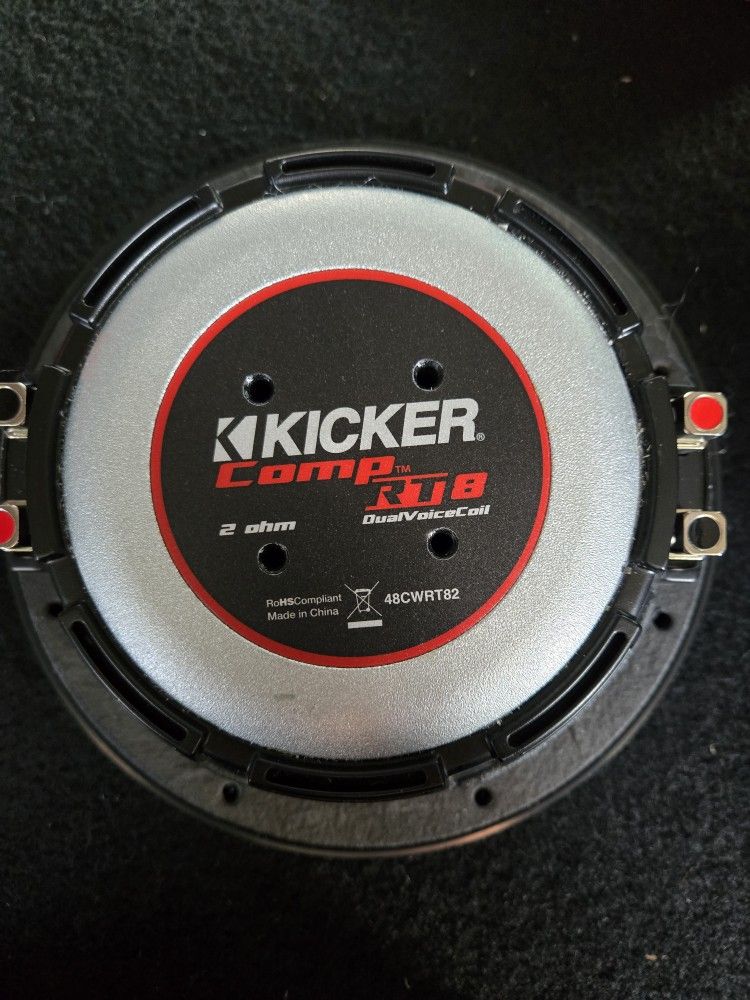 KICKER SUBWOOFER 8INCH