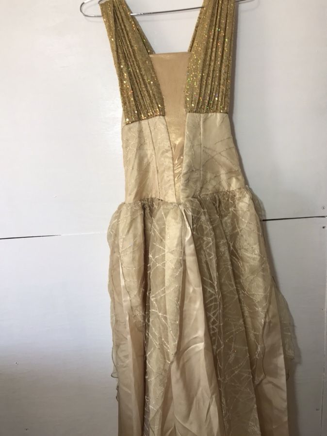 HANDMADE/ HECHO A MANO CUSTOM MADE CLOTHING/OUTFITS/COSTUMES -TOP QUALITY FABRIC/ TELA DE QUALIDAD -HAND MADE / HECHO A MANO **GET BUNDLE PRICE WHEN