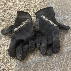 Troy lee design glove lot (with others as well)