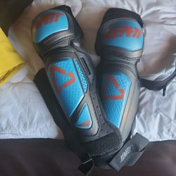 Leatt Knee pads Never Used 