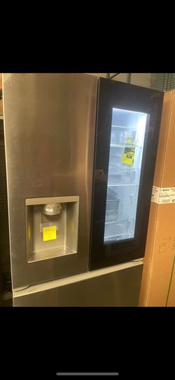 French door LG touch screen dual ice maker w 33”