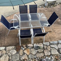 PATIO TABLE OUTSIDE PICNIC TABLE 6 CHAIRS & TABLE BLUE & WHITE