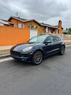PORSCHE MACAN SPORT 2018