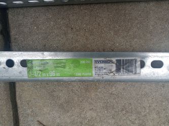1.1/2" x 96" Everbilt Zinc-Plated Slotted Angle (2)