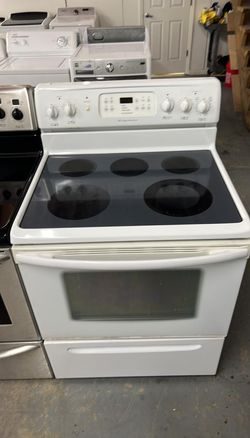 Frigidaire Electric Glass-Top Range – White, 5 Elements