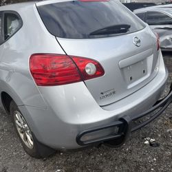 08 Nissan Rogué Part