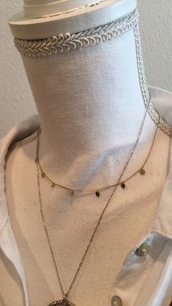 GOLD PLATED LAYER NECKLACE