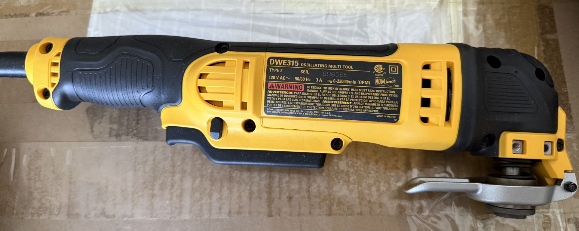 DeWalt 3 Amp Corded Oscillating Tool Kit