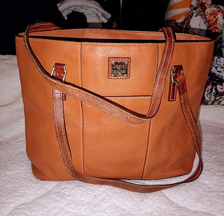 Dooney & Bourke Genuine Leather Authentic Bag
