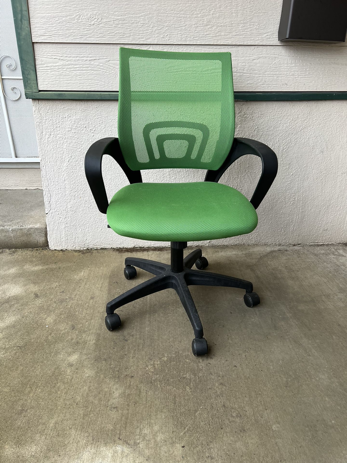 Barely Used Office / Desk Chair