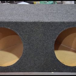 Subwoofer Box 4 12s In Good Condition 