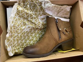 Teva Boots
