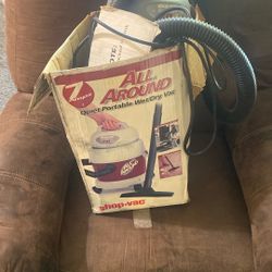 Shop Vac With Attachments $20