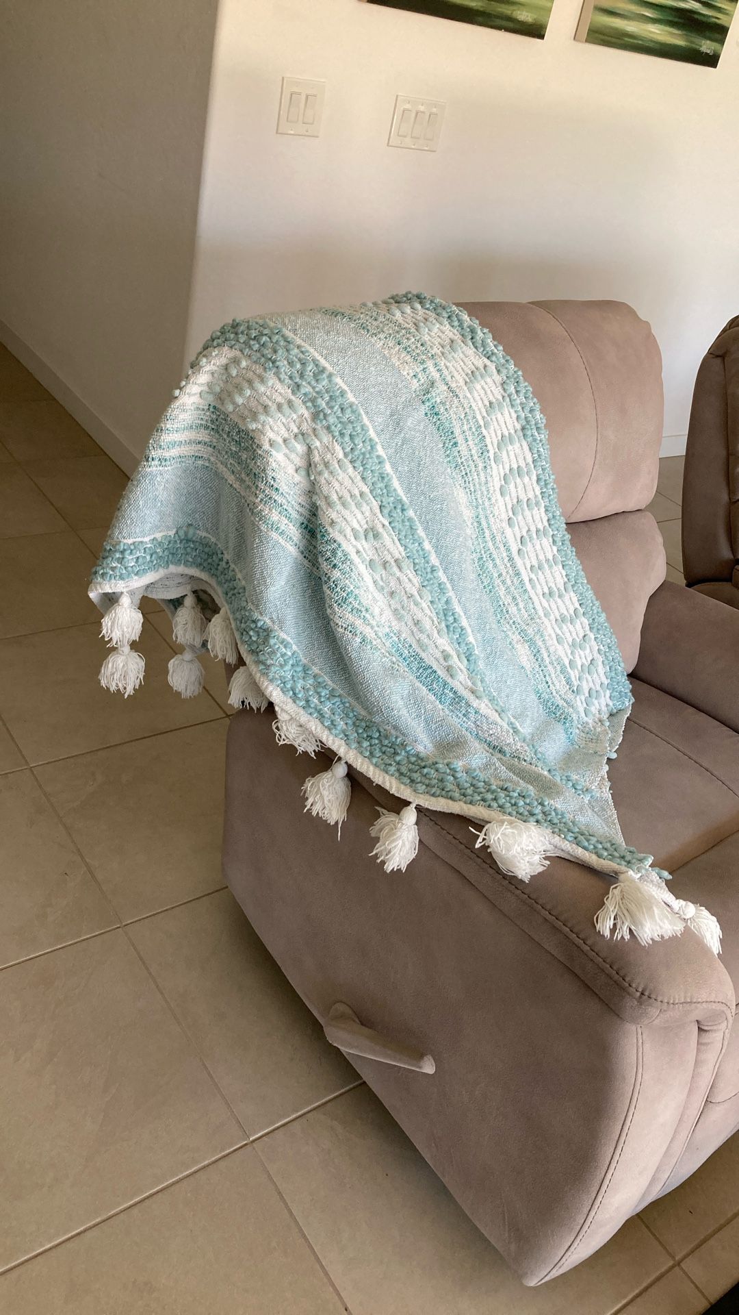 Cute Sea Foam Green And White Throw Blanket With Tassels