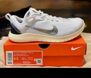 Brand new Nike Flex Experience Run 12 sneakers 👟