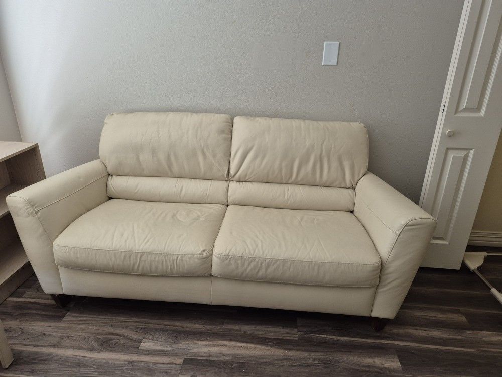 CREAM SOFA