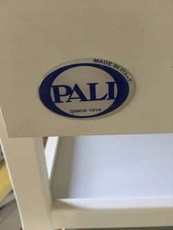 New Pali Deluxe Baby Crib and Changing Station. Both with Drawers.