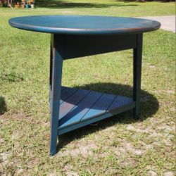 Rustic Farmhouse Round Side Table – Distressed Blue Finish