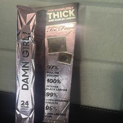 Too Faced Damn Girl! 24-Hour Mascara