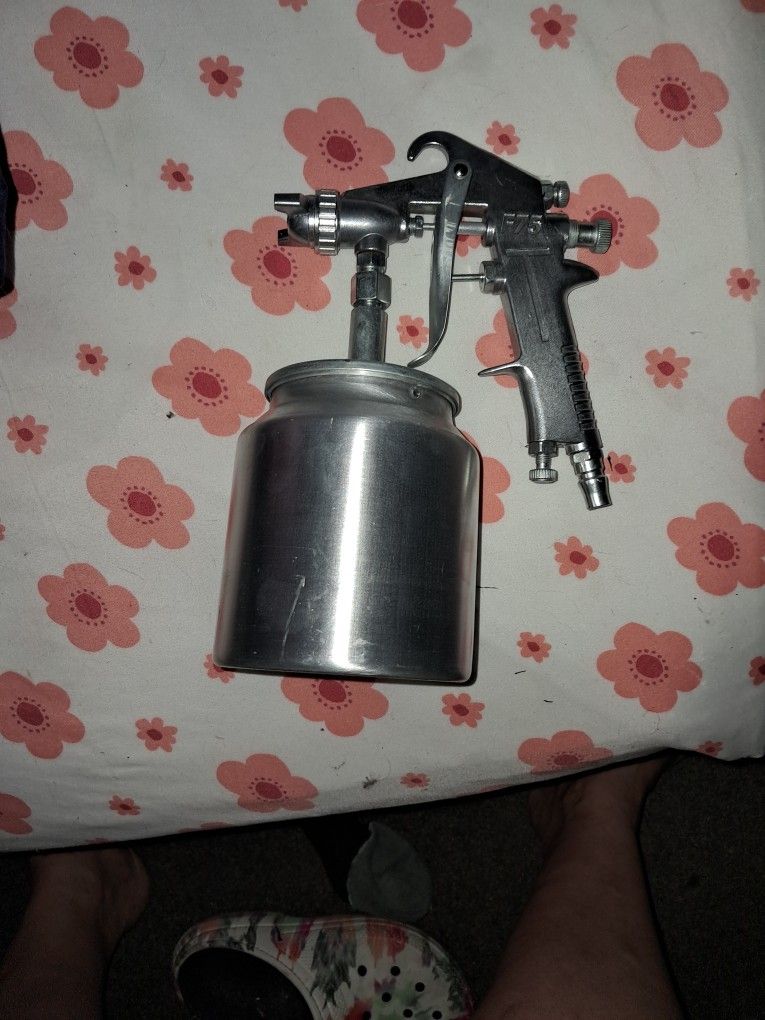 Spray Painting Can