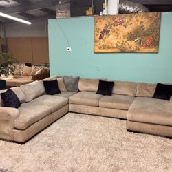 Huge Ashley Furniture 4 Piece Sectional Couch Living Room Set (Blue Pillows Not Included)