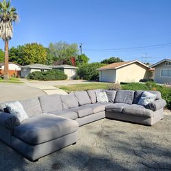 Delivery Available! Gray Sectional Couch Sofa Chaise Foot Rest Ottoman 
