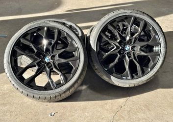 22x9.5 22x10.5 BMW X5M X6M X7M WHEELS RIMS TIRES X5 X6 X7 5x112 2019 & NEWER