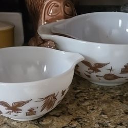 Americana pyrex vintage big bowls $20 ea
