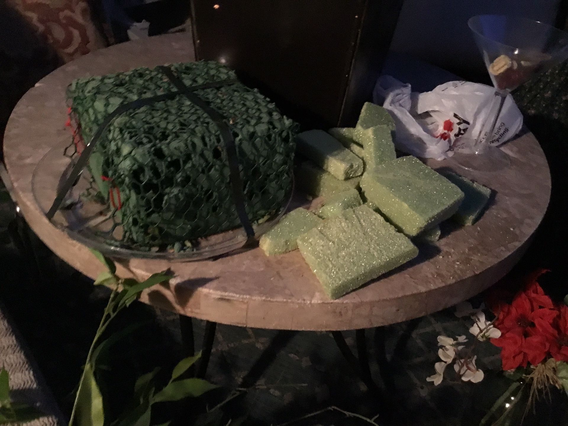 A Big Great Floral Foam To Put Fresh Or Artificial Flowers At Any Even